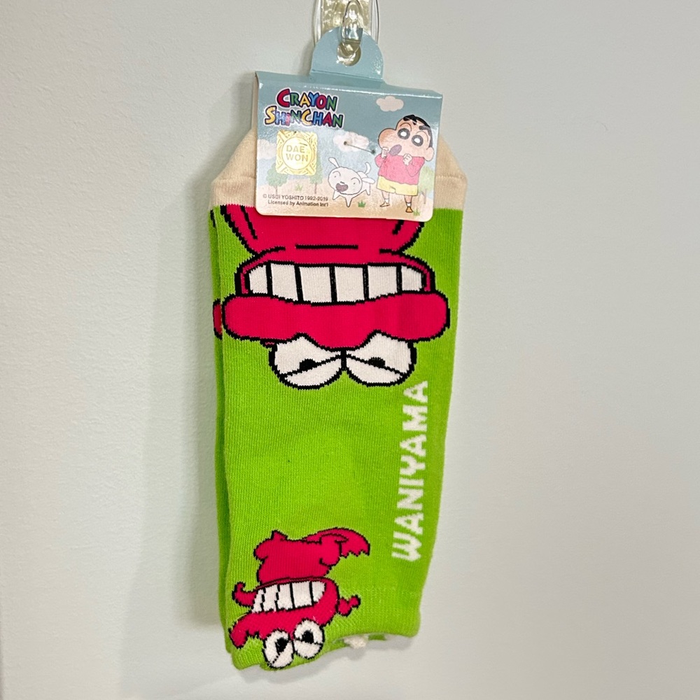 NWT Crayon ShinChan Korean Cartoon Socks